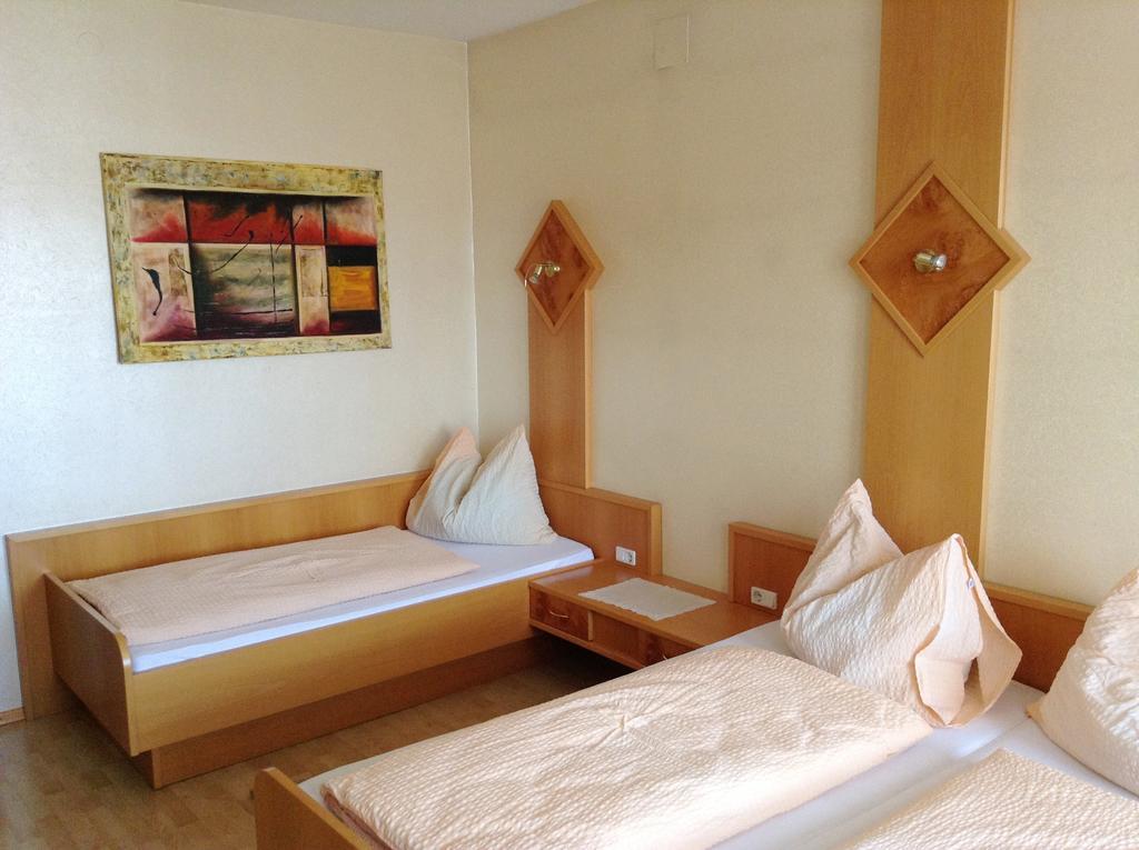 Gasthof Janits Burgau Szoba fotó